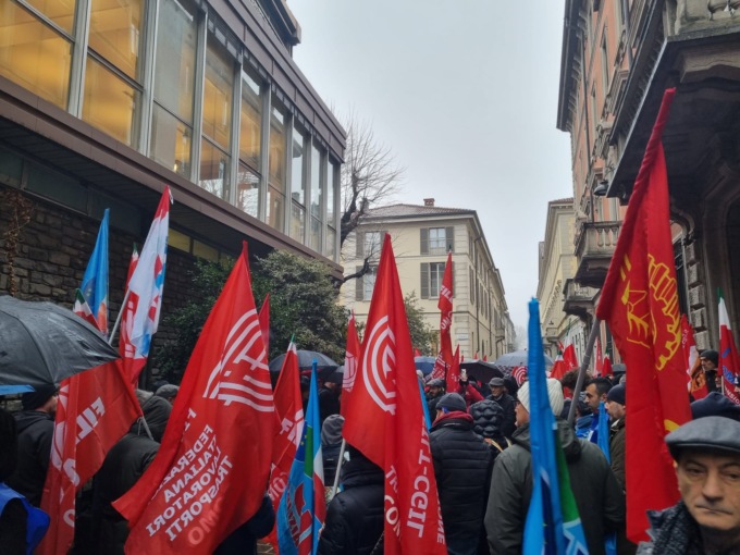 Manifestazione del 1° maggio anche a Como: Cgil, Cisl e Uil in piazza Verdi per disegnare il futuro