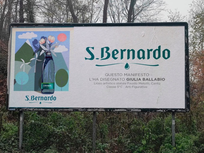 Gli studenti del Melotti realizzano i cartelloni pubblicitari di Acqua San Bernardo