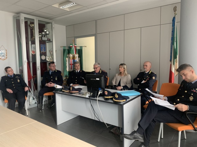 Droga in stazione a Erba, il lavoro della Polizia locale porta a tre arresti