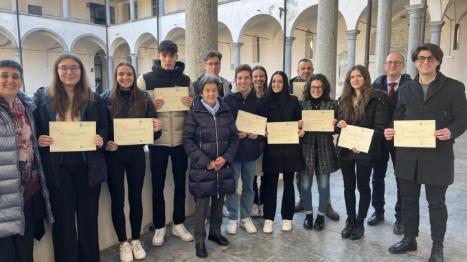 Università Insubria: assegnati i premi di studio Silvia Luglio