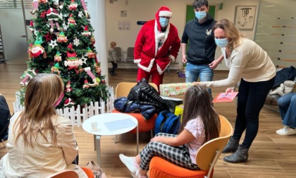 Palloncino atterra in ditta: dipendenti raccolgono fondi per rendere speciale il Natale di Luca e Lucia