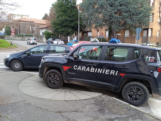 Furto in farmacia a Cantù nella notte