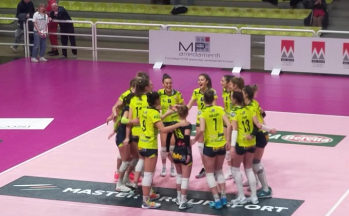 Albese Volley: Tecnoteam ecco il tris vincente: anche Olbia va al tappeto