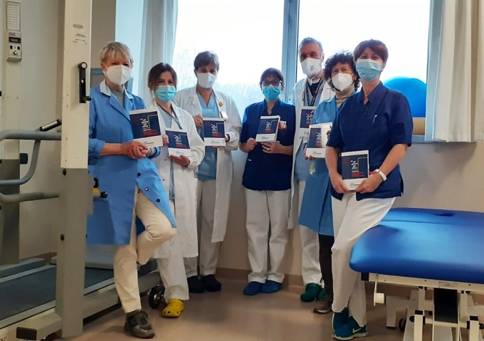“Ho avuto un ictus” il volume realizzato da A.L.I.Ce donato ai reparti del Sant’Anna