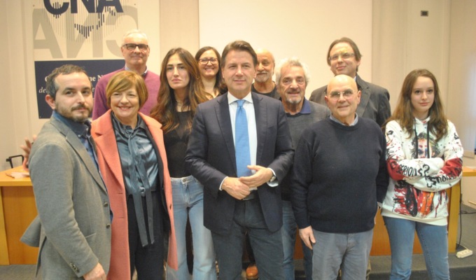 Giuseppe Conte a Como: “L’Italia è fortemente competitiva grazie a questa tessitura”