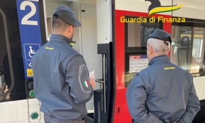 Droga e furti: 31enne arrestato a Chiasso mentre prendeva il treno