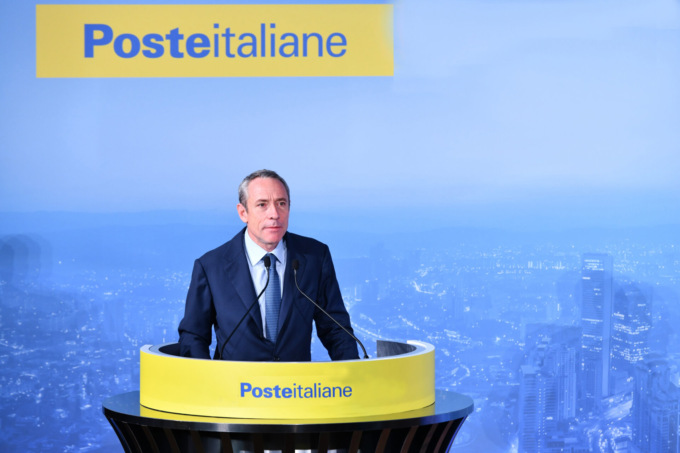 Poste Italiane cerca laureati: verranno formati come consulenti finanziari