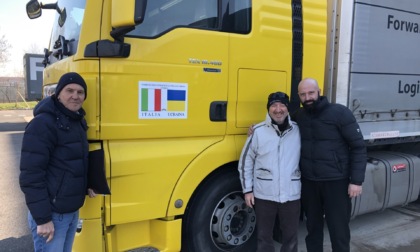 Volontari a Kherson per consegnare 10 tonnellate di aiuti umanitari