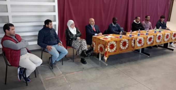 Erba come Cantù, gli islamici non hanno dove pregare: “Pronti a farlo davanti al Comune”