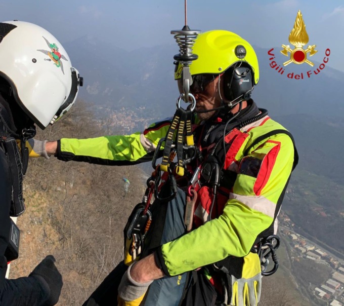Escursionista bloccato sul Monte Barzaghino: soccorso dai Vigili del fuoco