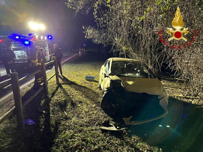 Incidente a Barni: tre le persone ferite SIRENE DI NOTTE
