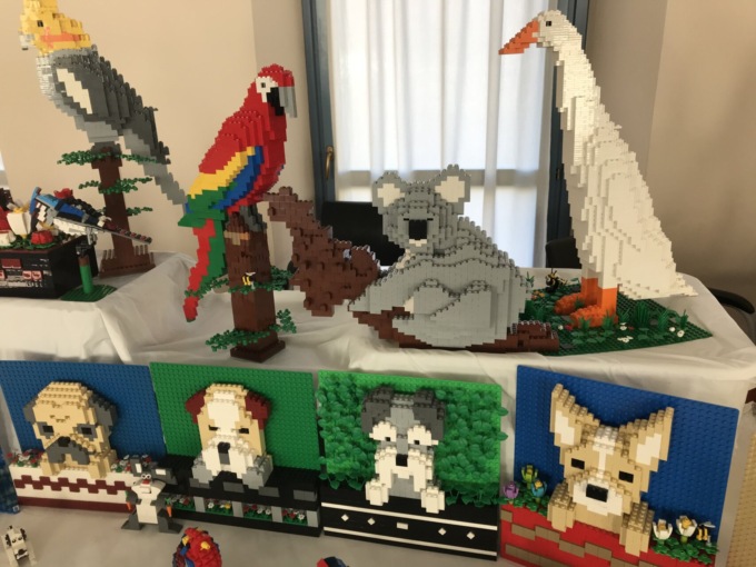 Un mondo fatto tutto di Lego alla Nostra Famiglia