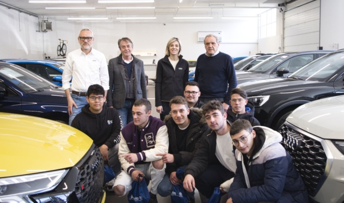 Gli studenti del Ripamonti e dei Padri Somaschi a lezione da L’Auto Spa