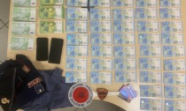 Fa il pieno e paga con banconote false: arrestato canturino di 35 anni