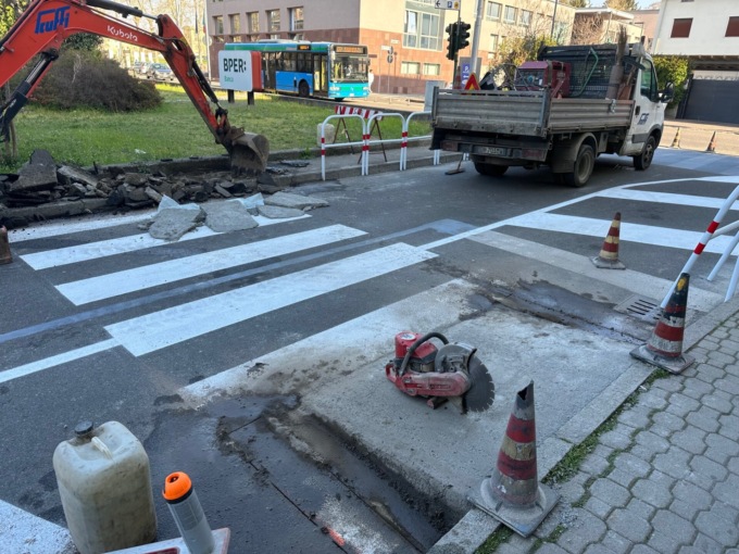 Strada ancora chiusa per perfezionare la nuova viabilità
