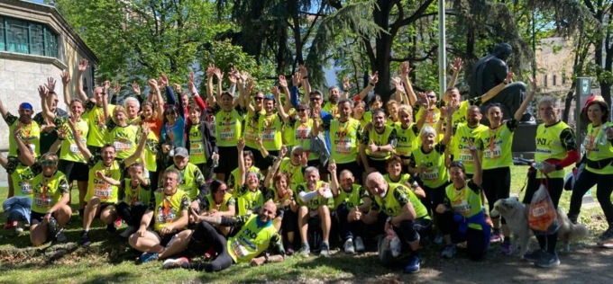 “Tra Capo e Collo” alla Milano Marathon: raccolti 17mila euro
