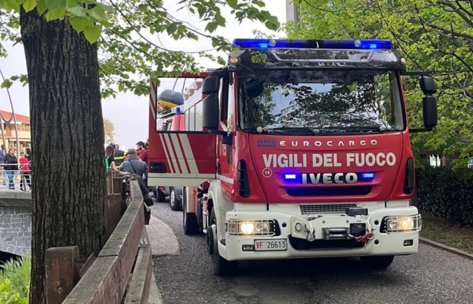 Vigili del Fuoco a Erba: un uomo è caduto nel Lambro