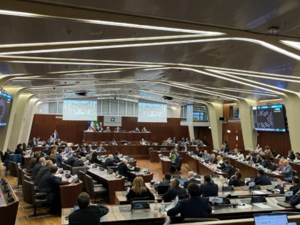 Bilancio Lombardia 2026-28: approvata manovra da 34 miliardi, 24 alla sanità