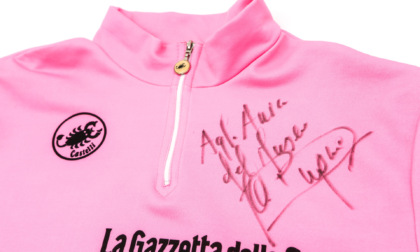 Il Museo del Ghisallo segue il Giro d'Italia e lo arricchisce con le "maglie rosa" storiche
