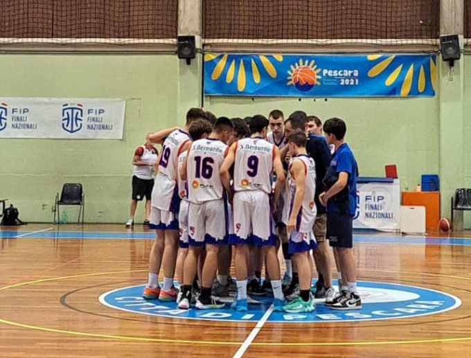 Pallacanestro lariana: nei campionati di Eccellenza la Pallacanestro Cantù presente tutte le categorie