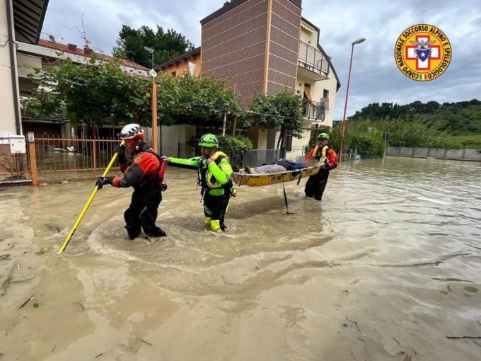 Il Soccorso Alpino in aiuto dell’Emilia: è partita anche la delegazione XIX Lariana
