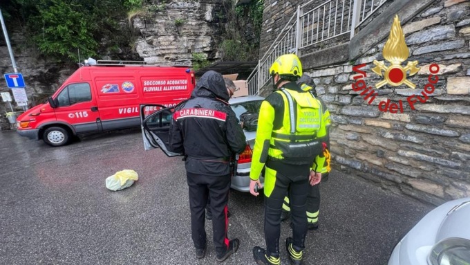Precipita per 50 metri a Moltrasio: non ce l’ha fatta il 25enne tedesco