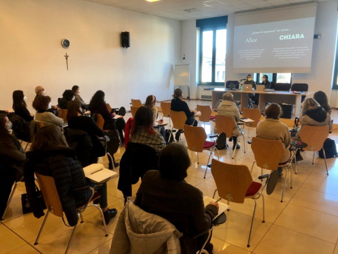 “Biblio-online digitale!”: al via il corso di alfabetizzazione digitale a Cantù, Canzo e Erba