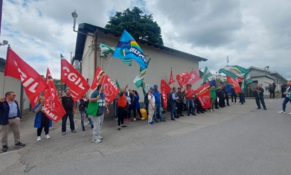Presidio dei sindacati fuori dalla Mondialpol: "Salario basso e poca sicurezza"