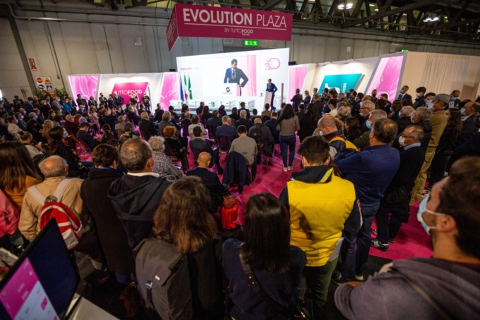 Grande successo per l’apertura di TUTTOFOOD