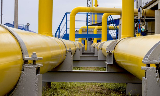 Istituto Elvetico di Garanzia: i prezzi del gas scendono ma gli oneri di sistema fanno salire le bollette