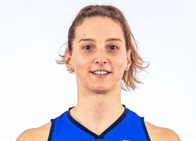 Basket femminile Laura Spreafico azzurra