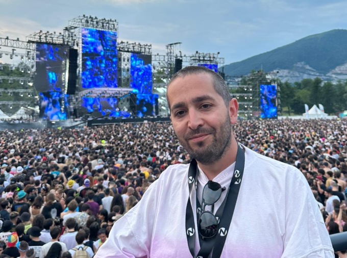 Venus Club chiuso dalla Questura, il titolare non ci sta: “Ingiusto, noi i primi a chiamare le forze dell’ordine”