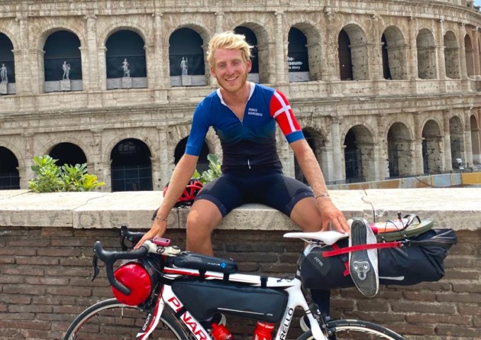 Da Uggiate Trevano a Capo Nord in bici per sostenere “Ultra Di”
