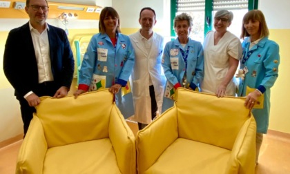 L’Abio regala nove poltrone letto per le camere della Pediatria erbese