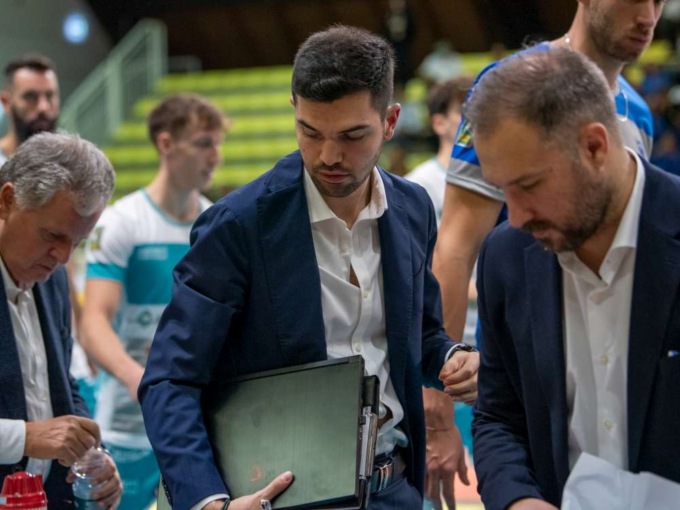 Pool Libertas Cantù: conferme anche in panchina, Zingoni rimane a fianco di coach Denora