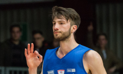 Pallacanestro Cantù: chiusa la trattativa con Cesana, torna in biancoblù