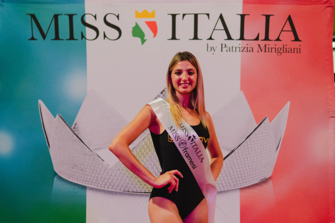 Miss Eleganza Lombardia: terza una canturina, è Franceska Pellizzoni