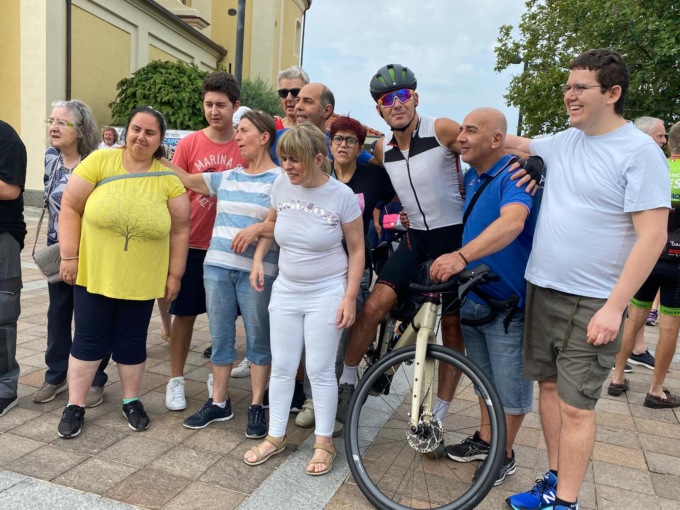 E’ iniziato il viaggio solidale di Christian Ghielmetti in bici verso Capo Nord
