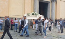 Caslino d'Erba dà l'ultimo saluto al 26enne Francesco Passarello: "Lui ricercava la pienezza della vita"