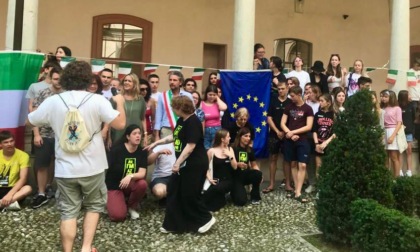 Cantù crocevia di popoli: il benvenuto a 45 ragazzi arrivati da 8 città europee