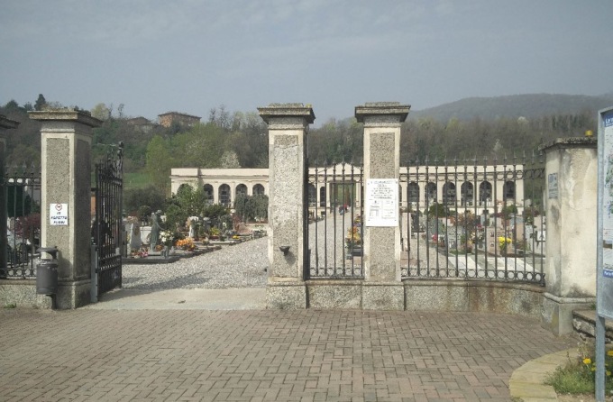 Cimiteri chiusi a Erba: lavori in corso