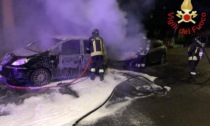 Mariano, in fiamme due auto: indagini in corso