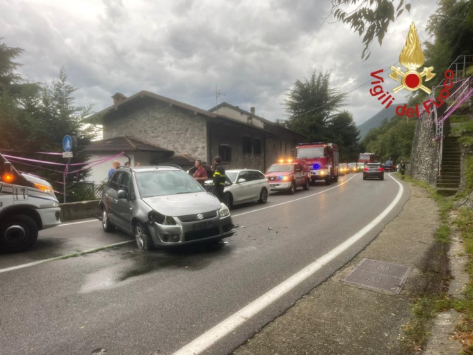Frontale a Sorico: in ospedale due persone