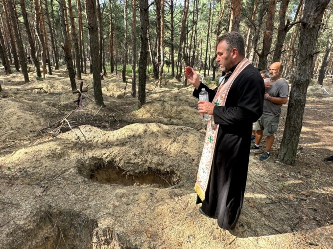 Missione umanitaria in Ucraina, “Frontiere di Pace” racconta l’assurdità della guerra