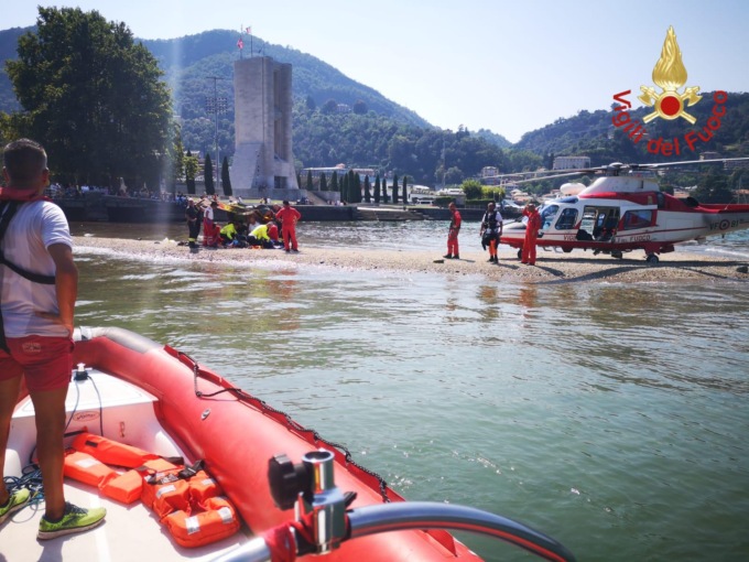 Nel lago per mezz’ora: è morto il 20enne ripescato ieri al Tempio Voltiano