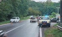 Incidente in Valle Mulini a Fino tra auto e camion