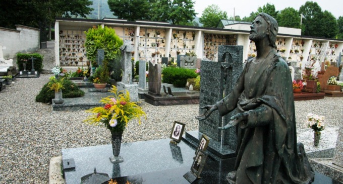 Lavori ai cimiteri di Erba: chiusi mercoledì e giovedì mattina