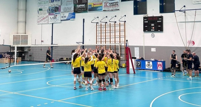 Albese Volley: buona la prima uscita casalinga della nuova Tecnoteam