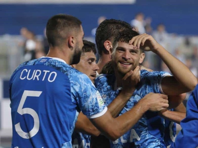 Como 1907, gli azzurri verso il derby di domenica con la Cremonese ma senza Iovine e Konè