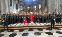Il cardinale Cantoni celebra la messa del patrono della Guardia di Finanza